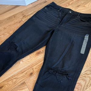 NWT Size 16 (33W) American Eagle mom jeans